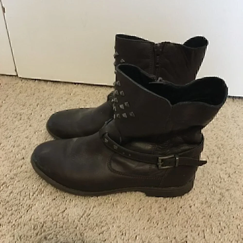 Girls Old Soles brown leather boots size EU 35